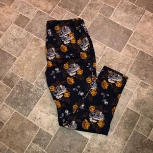 Women’s plus size floral stretch jeans 16w-18w